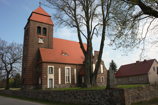 Pinnow kirche